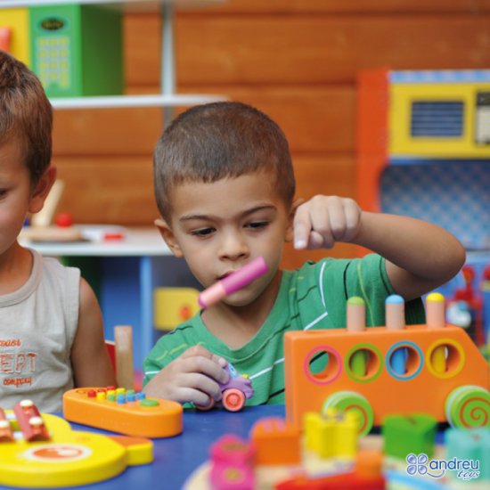 Дървена игра "Нагоре, надолу" - автобус