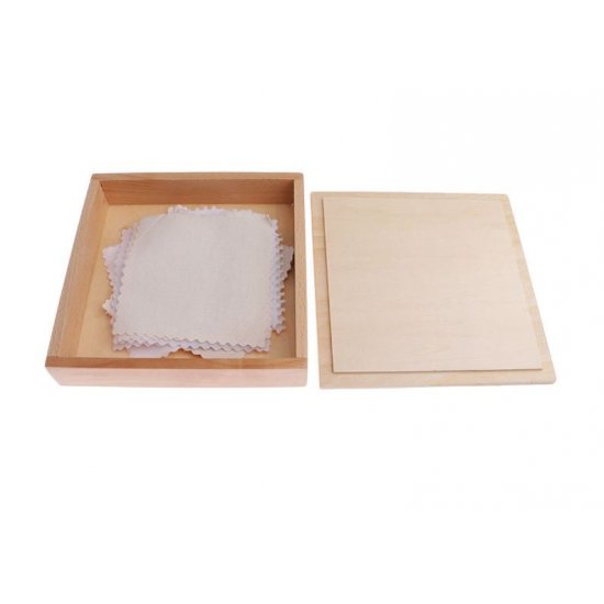 Кутия с текстилен материал - вараинт 2 - Монтесори материали
