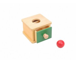 Дървена кутия с топка - Монтесори материали