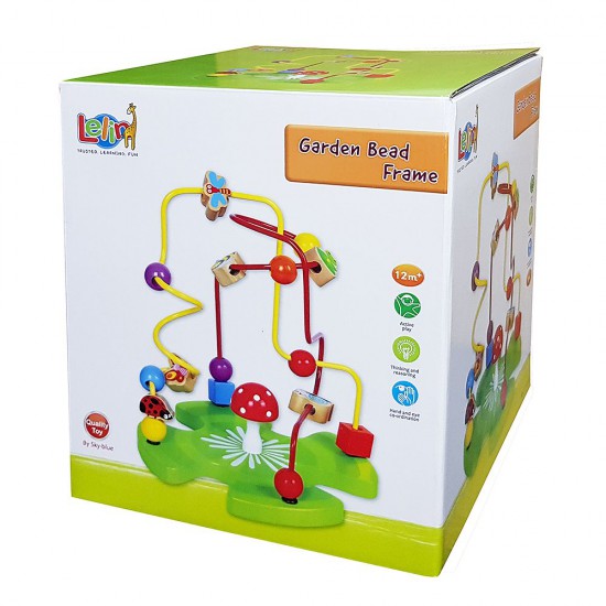 Дървен лабиринт, Градина