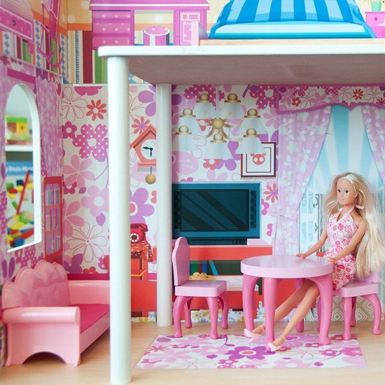 Дървена къща за кукли с асансьор - обзаведена