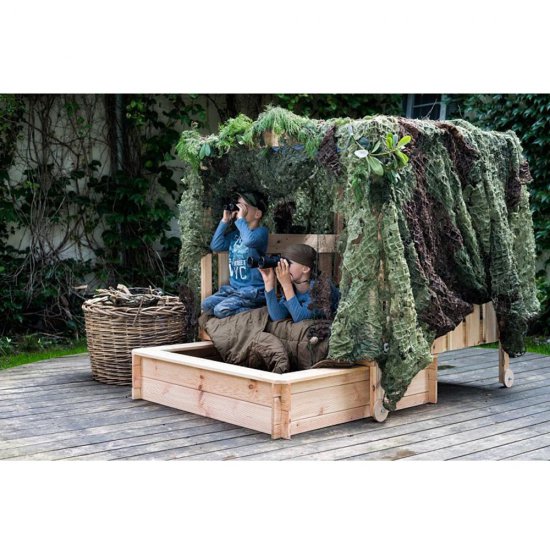 Детска дървена беседка на колела с пясъчник