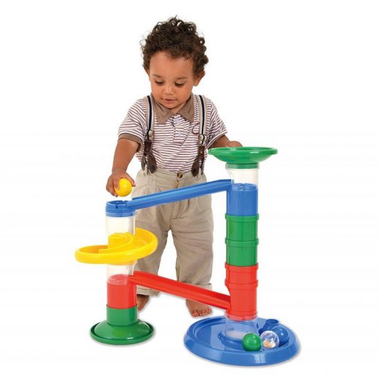 Бебешка писта с топчета