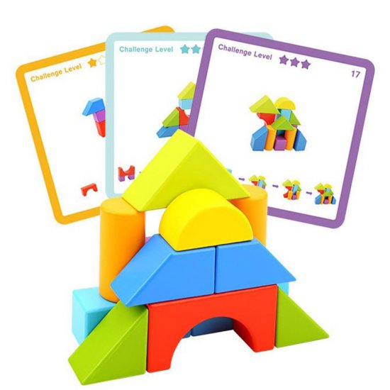 Дървена детска игра с цветни геометрични фигури